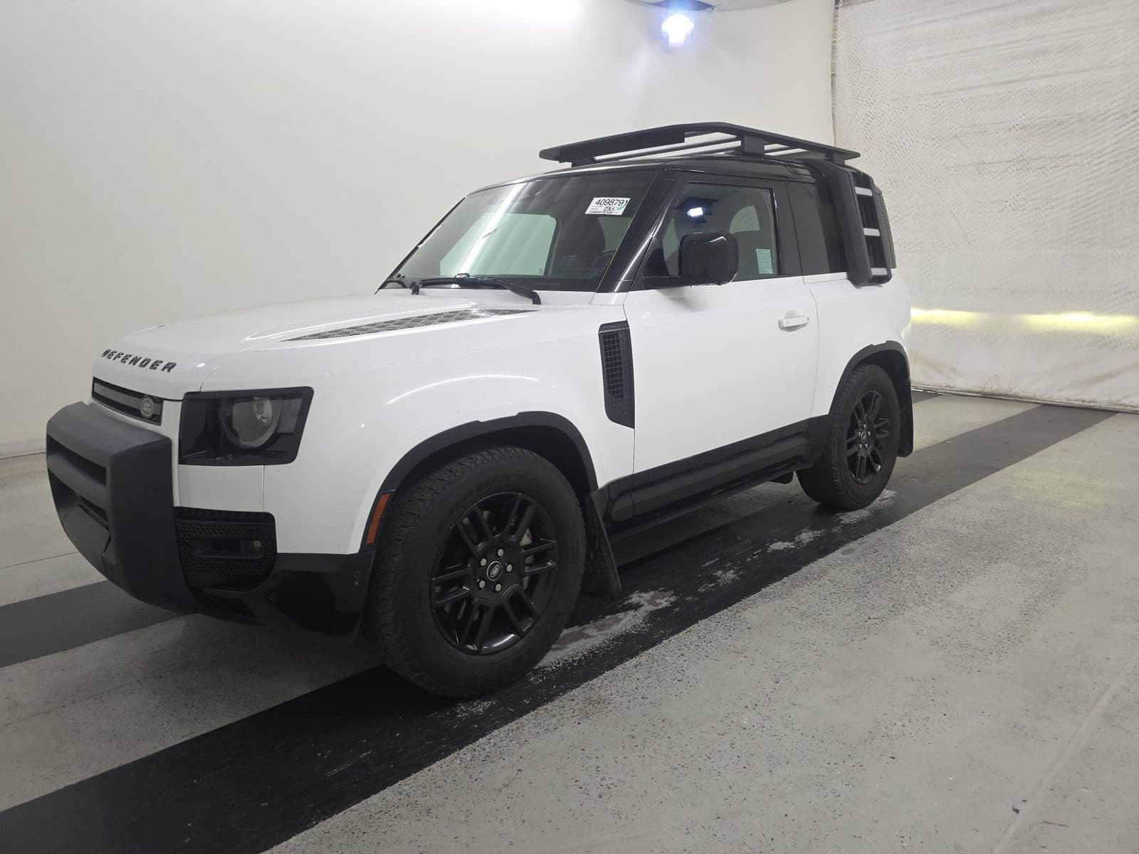 2023 LAND ROVER DEFENDER 90 X-DYNAMIC SE