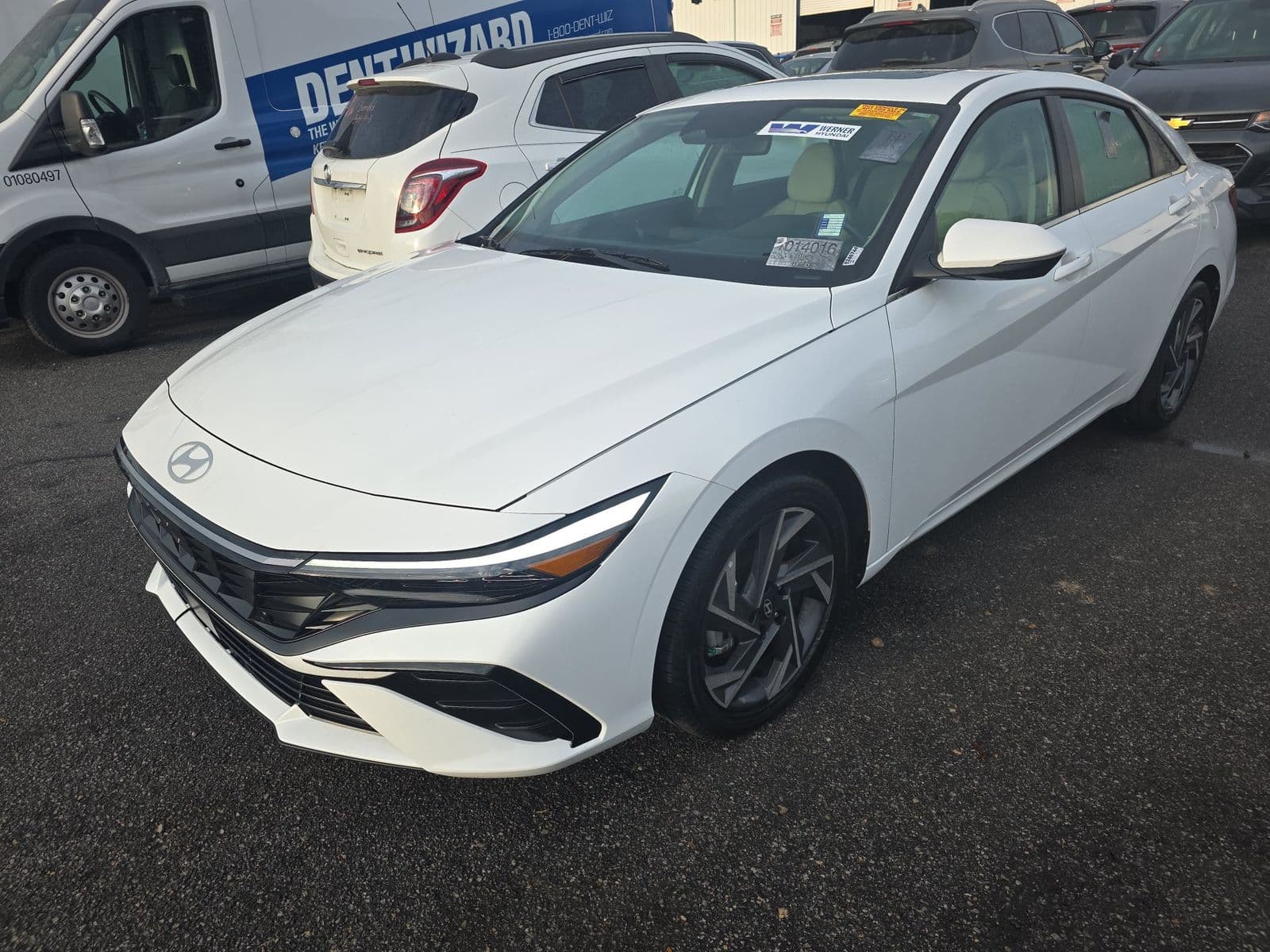 2025 HYUNDAI ELANTRA Limited