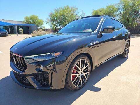 2022 MASERATI LEVANTE Modena