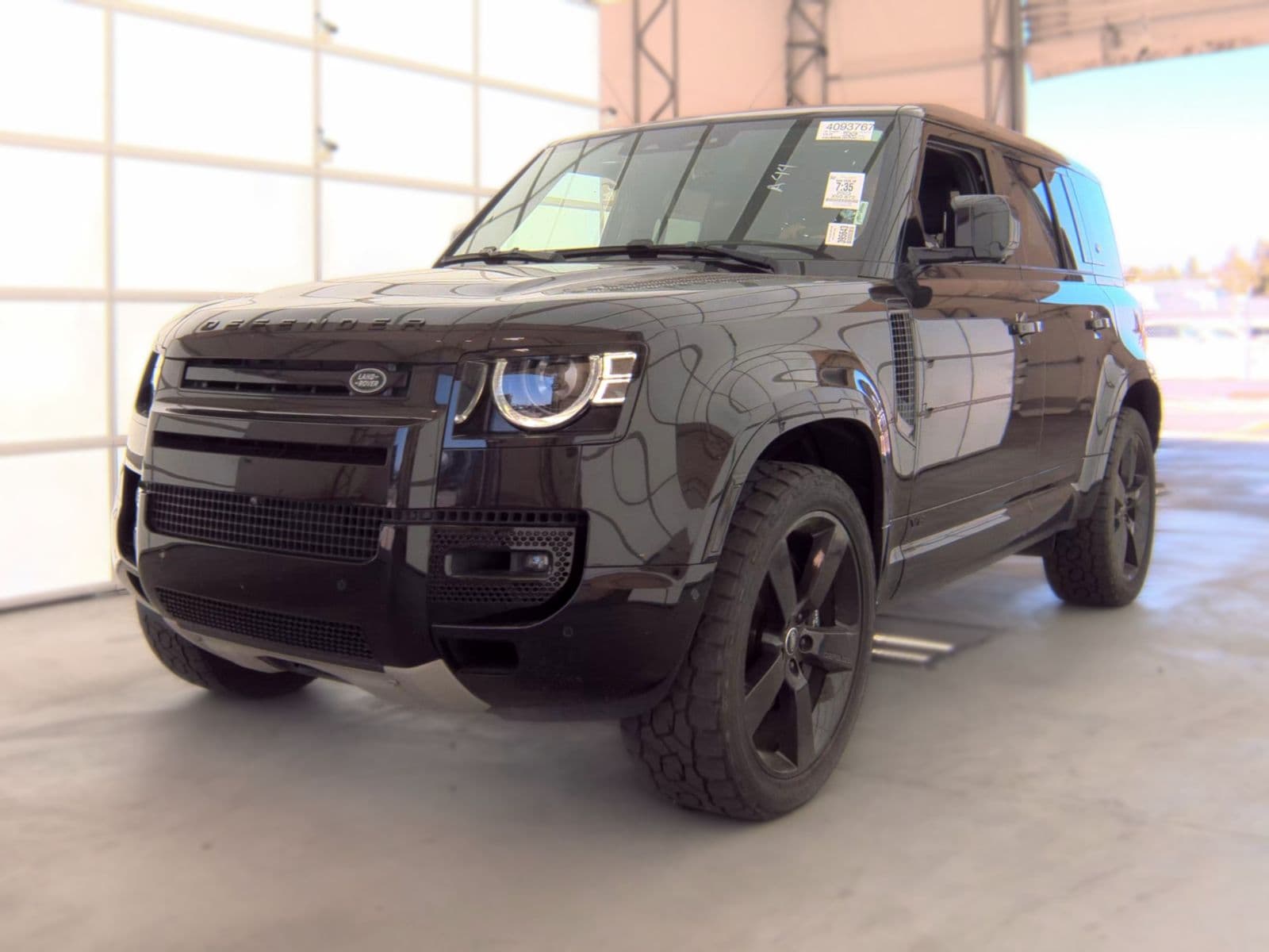 2023 LAND ROVER DEFENDER 110 V8 CARPATHIAN Edition
