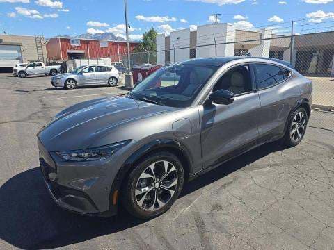 2021 FORD MUSTANG MACH-E Premium 1