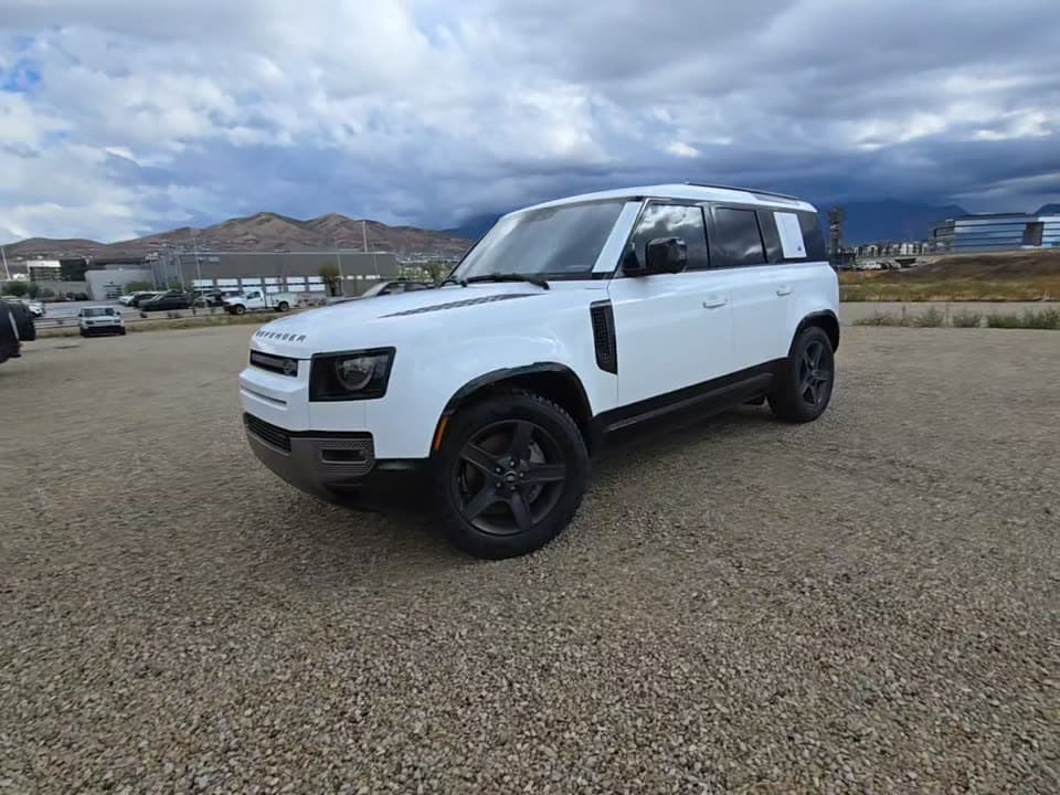 2022 LAND ROVER DEFENDER 110 X-DYNAMIC SE