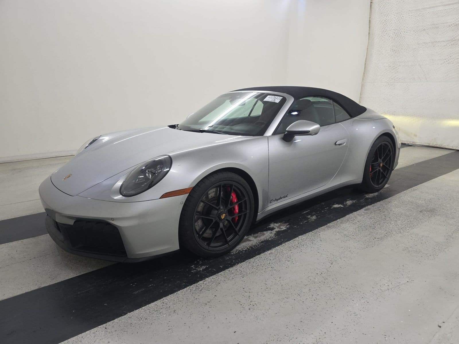 2025 PORSCHE 911 CARRERA 4 GTS