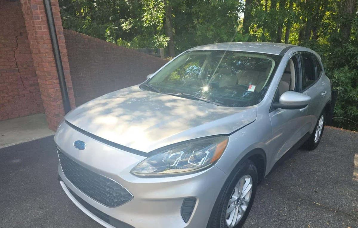 2020 FORD ESCAPE SE 1