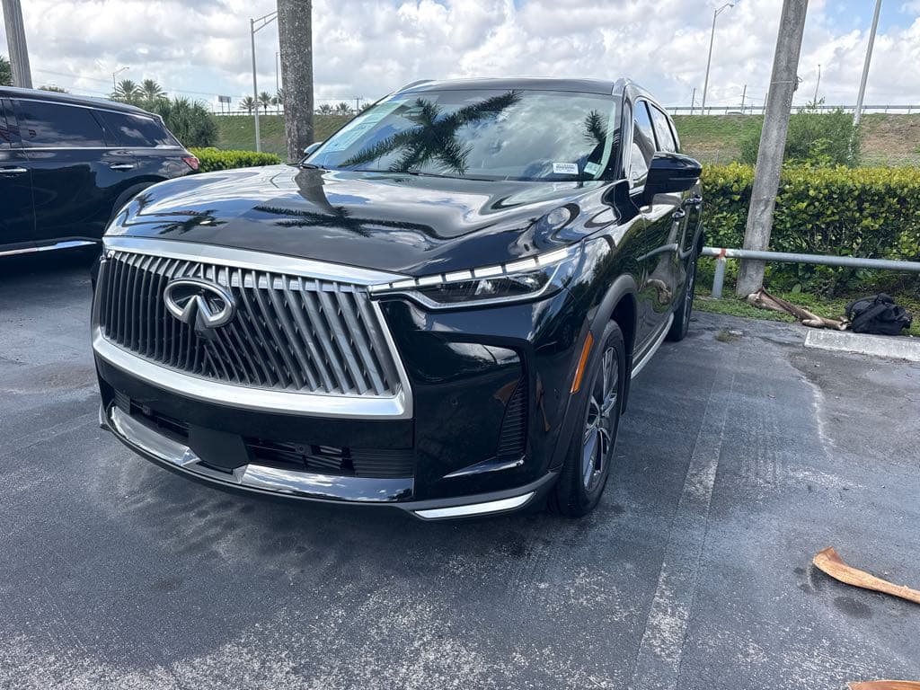 2026 INFINITI QX60 LUXE