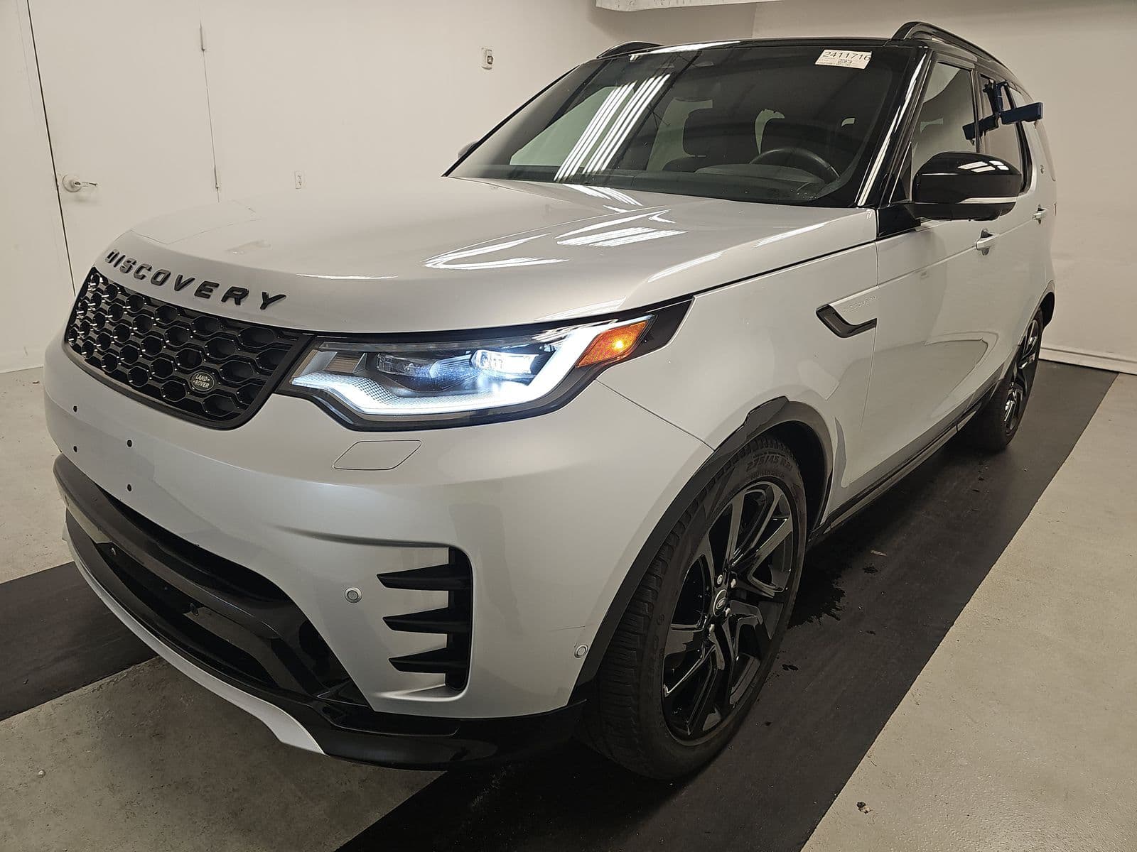 2024 LAND ROVER DISCOVERY DYNAMIC SE