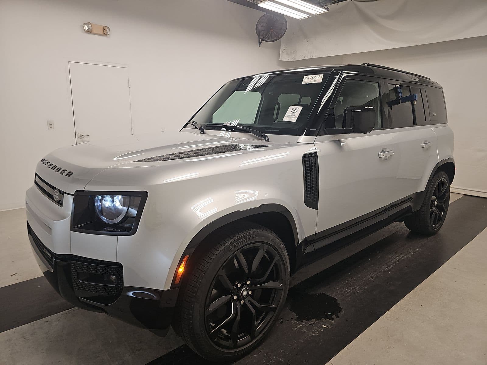 2022 LAND ROVER DEFENDER 110 X-DYNAMIC HSE