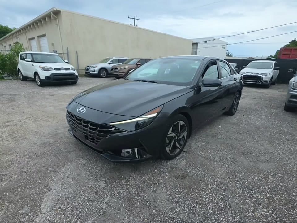 2023 HYUNDAI ELANTRA Limited