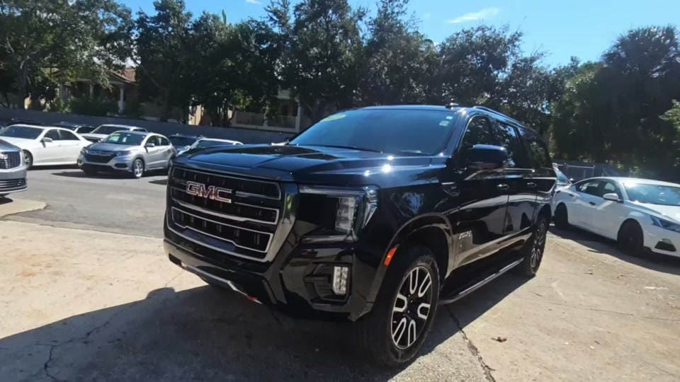 2023 GMC YUKON XL AT4