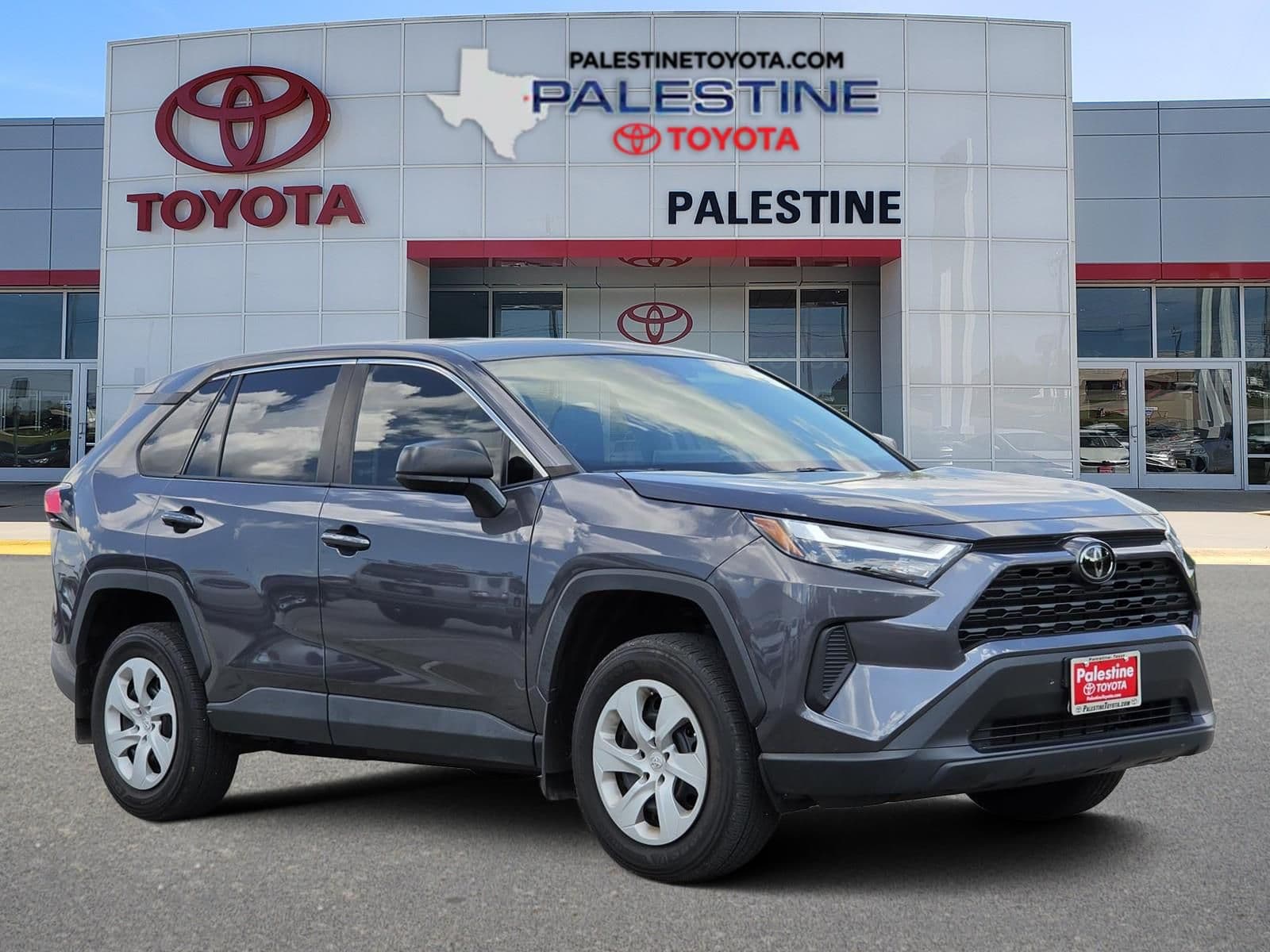 2024 TOYOTA RAV4 LE