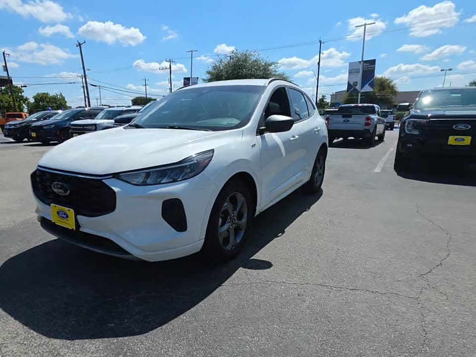 2023 FORD ESCAPE ST-Line