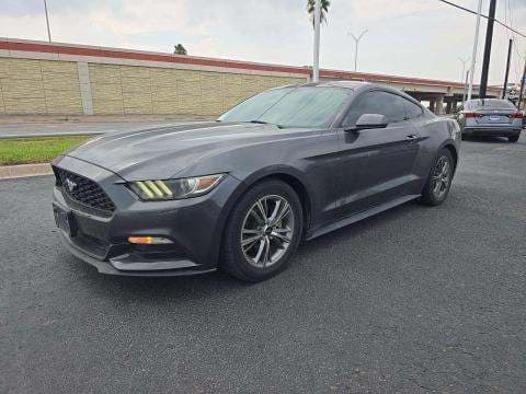 2017 FORD MUSTANG V6 1