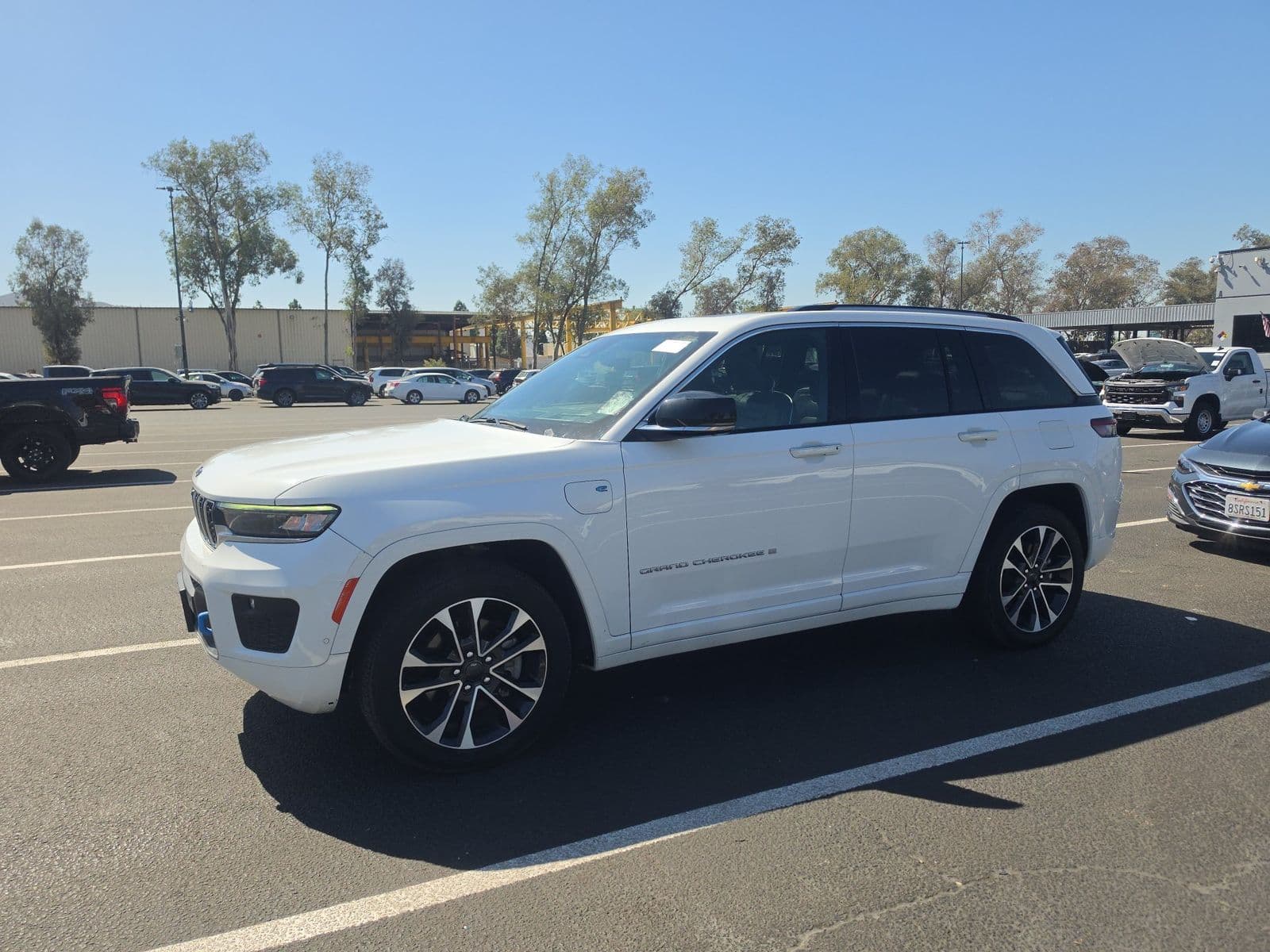 2022 JEEP GRAND CHEROKEE 4XE Overland