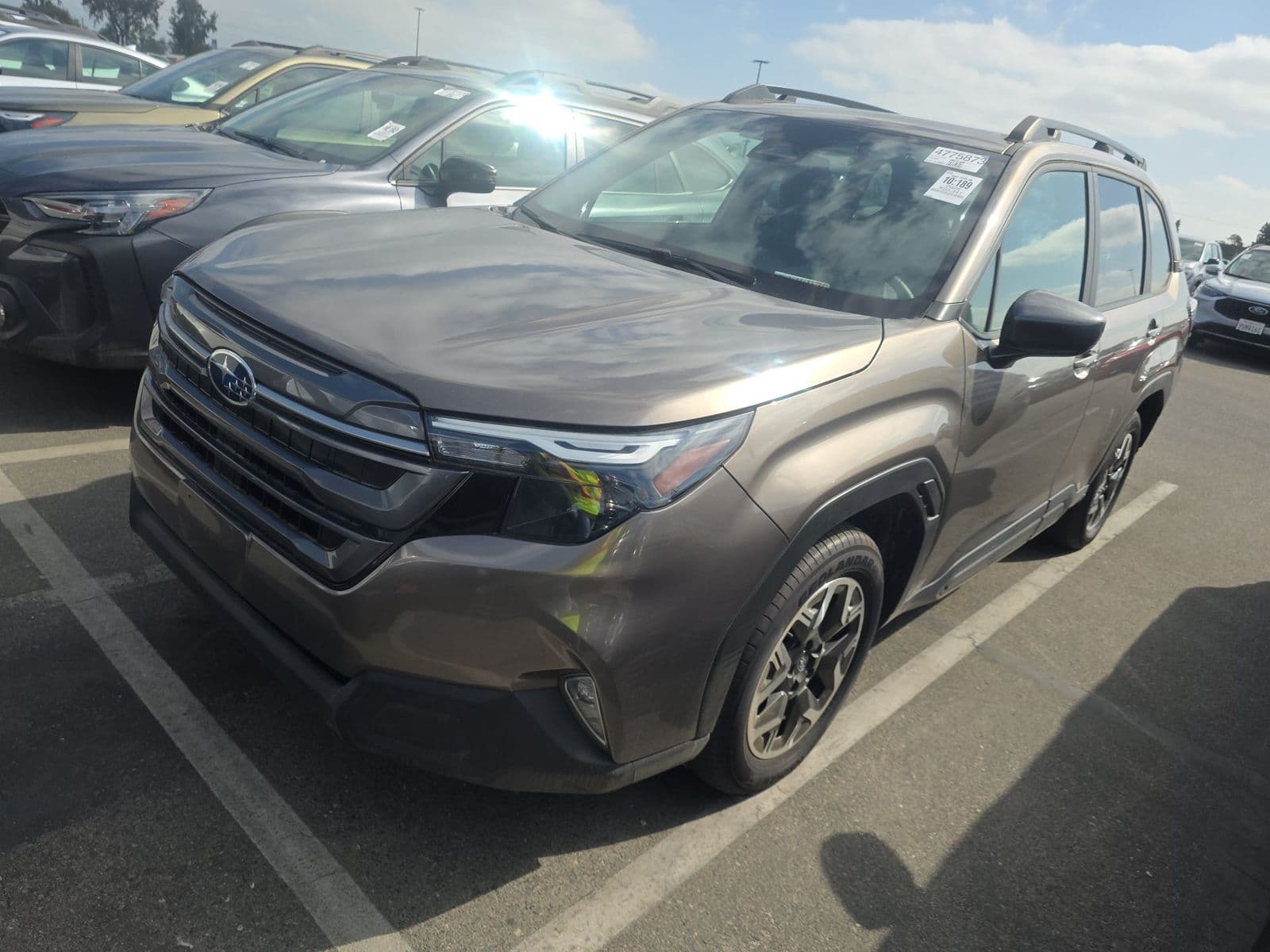 2025 SUBARU FORESTER Premium