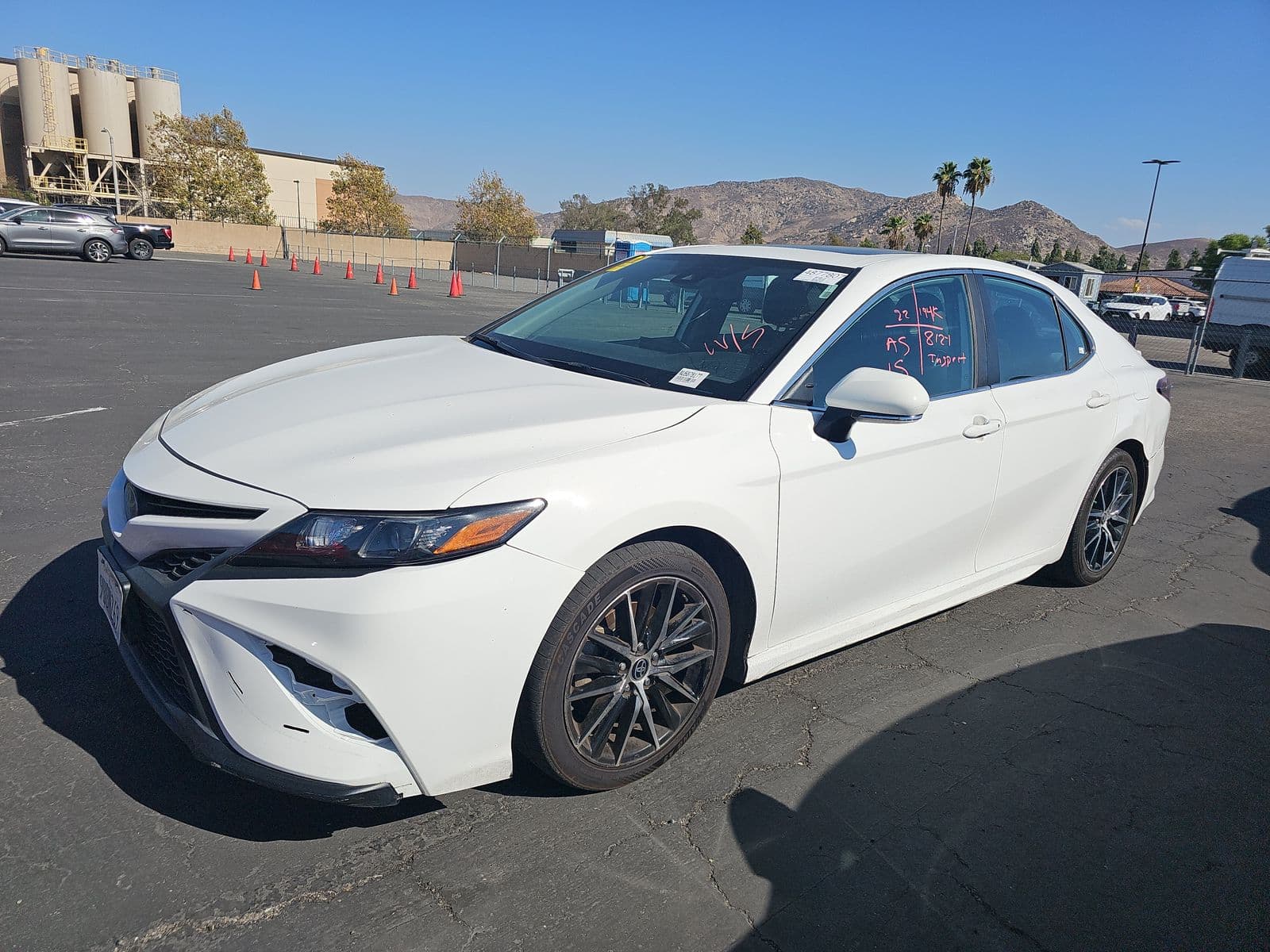 2022 TOYOTA CAMRY HYBRID SE