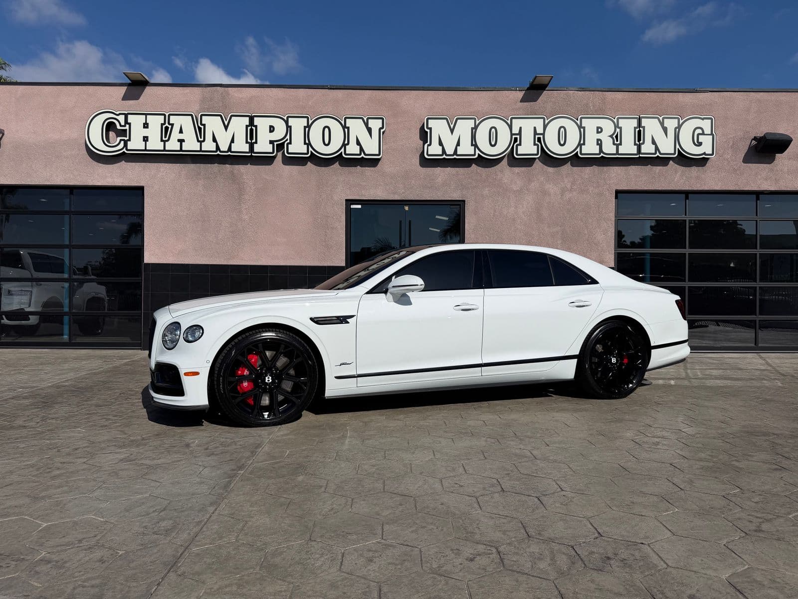 2024 BENTLEY FLYING SPUR Speed