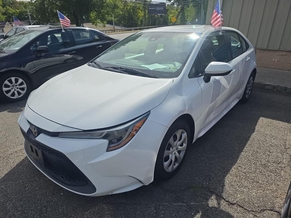 2021 TOYOTA COROLLA LE 1