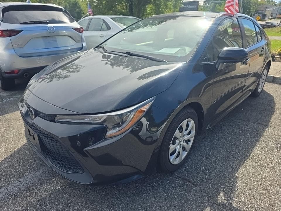 2021 TOYOTA COROLLA LE 1