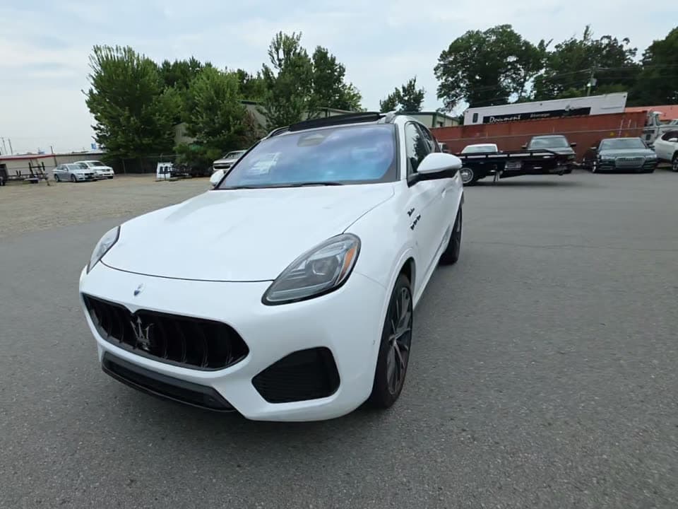 2023 MASERATI GRECALE Modena