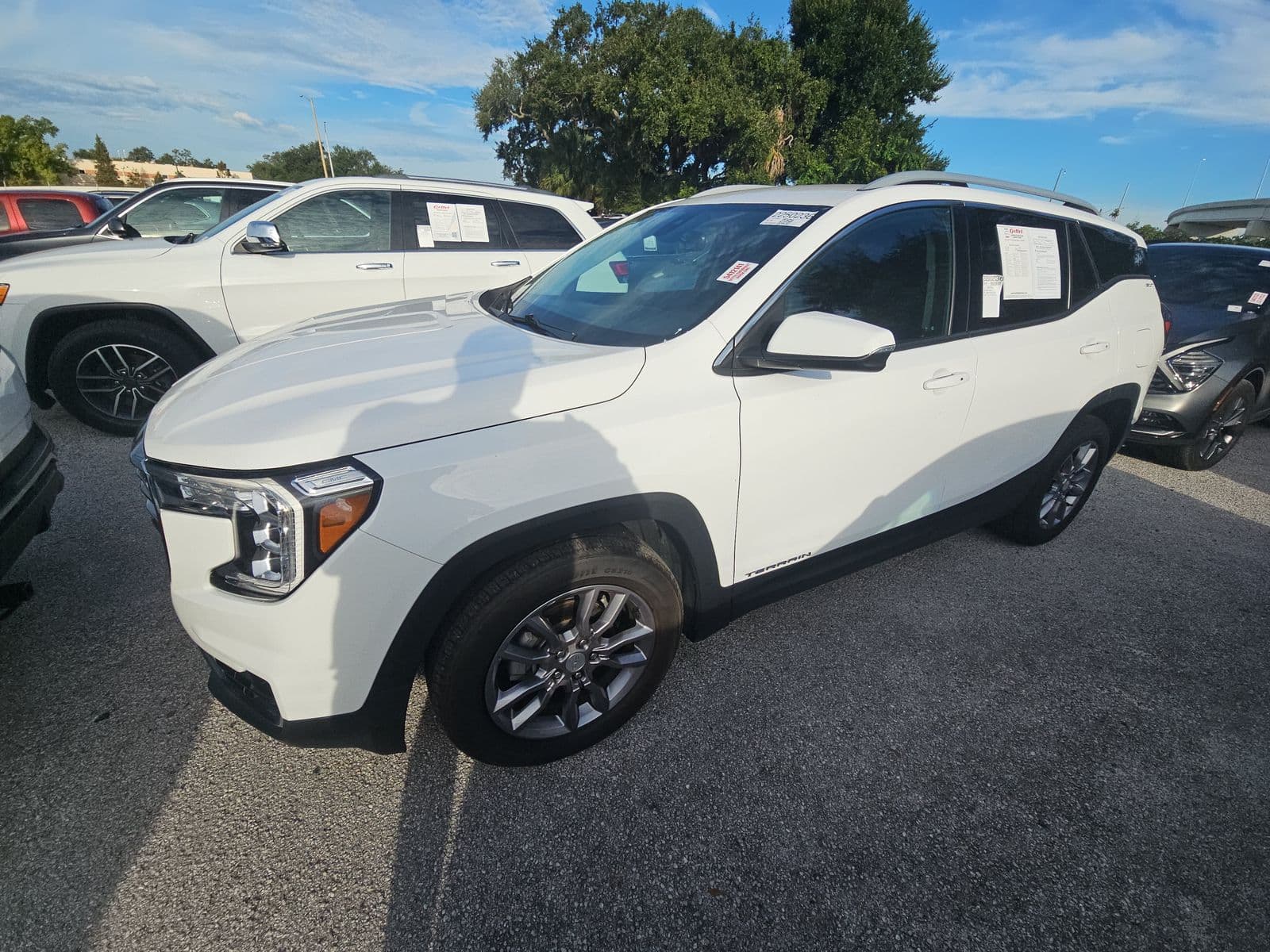 2024 GMC TERRAIN SLT