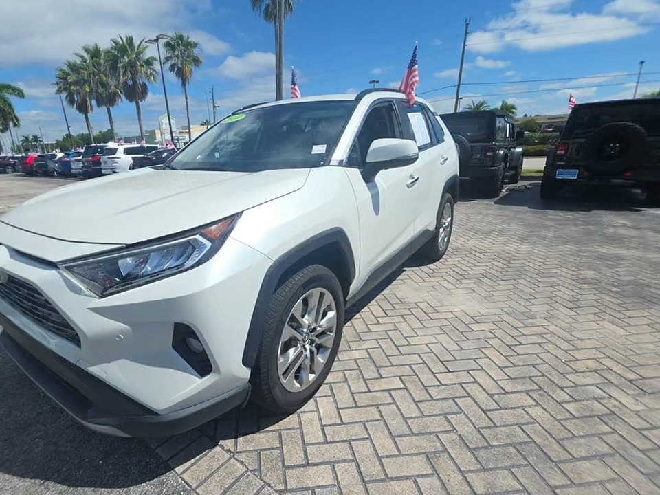 2019 TOYOTA RAV4 Limited