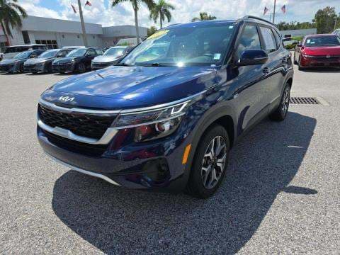 2023 KIA SELTOS EX
