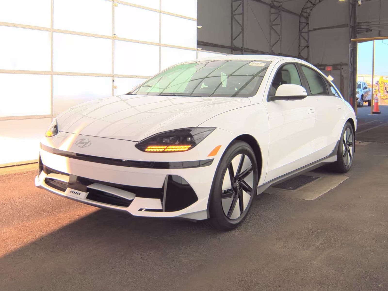 2024 HYUNDAI IONIQ 6 SE