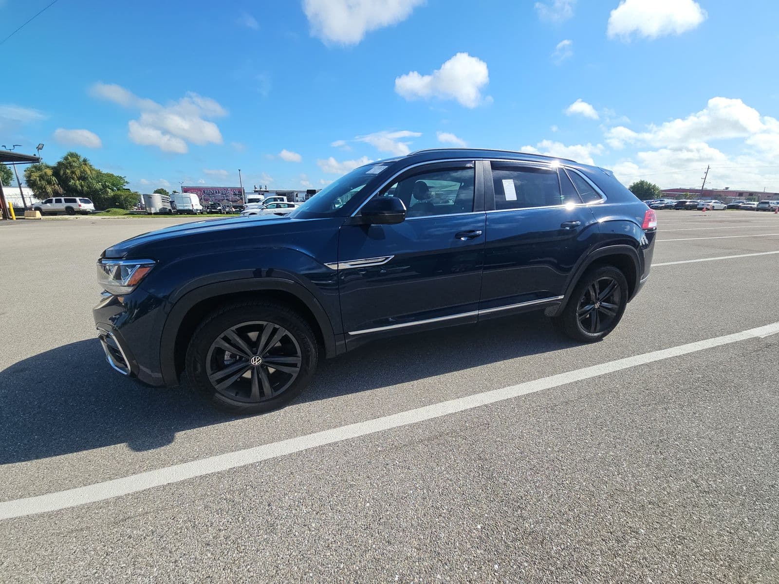 2022 VOLKSWAGEN ATLAS CROSS SPORT 2.0T SEL R-Line