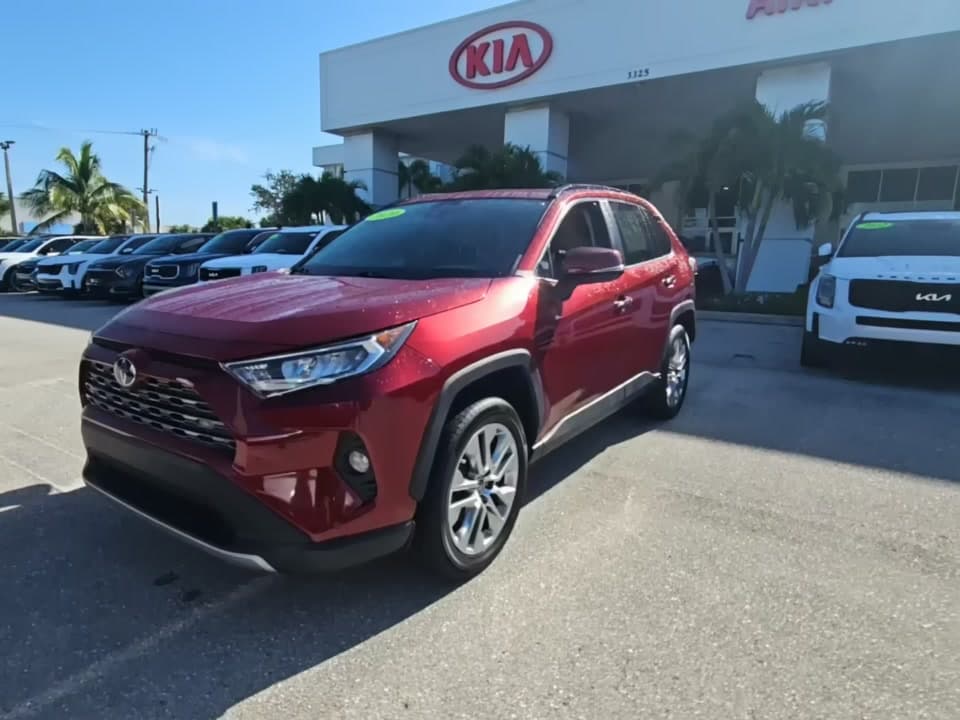 2020 TOYOTA RAV4 Limited