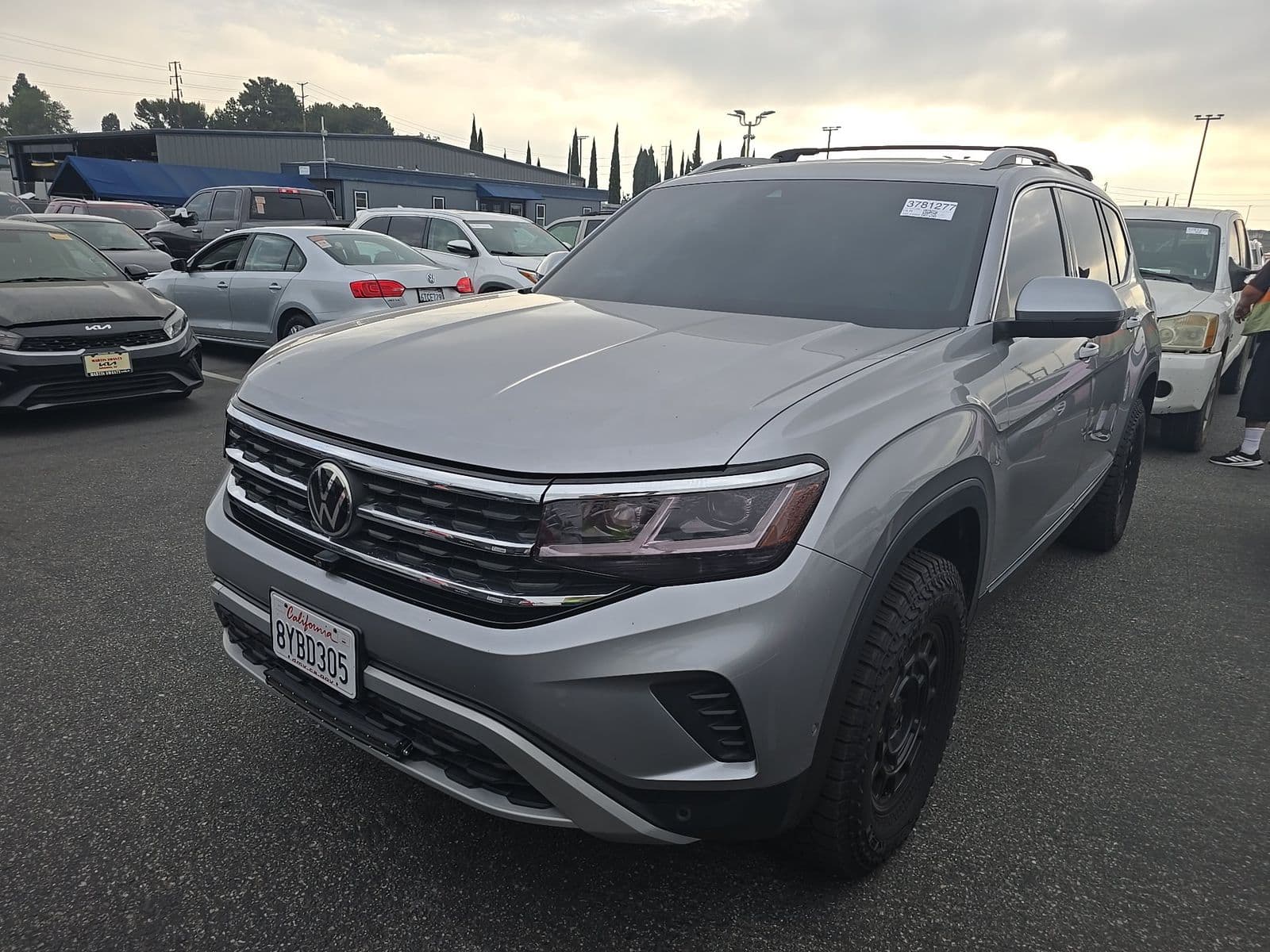 2021 VOLKSWAGEN ATLAS 3.6L SEL Premium