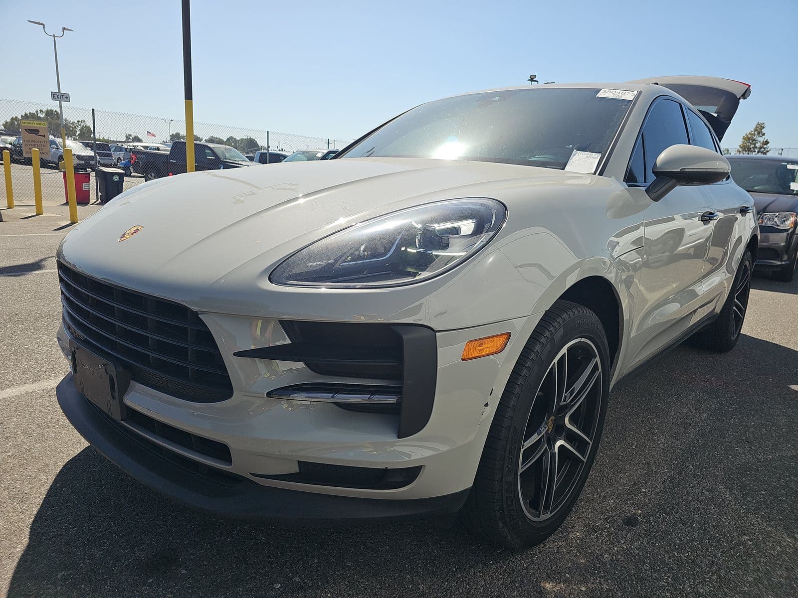 2020 PORSCHE MACAN Base