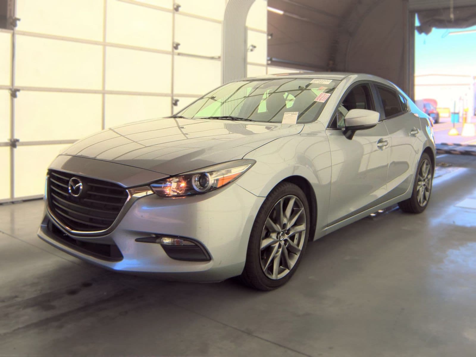 2018 MAZDA MAZDA3 Touring