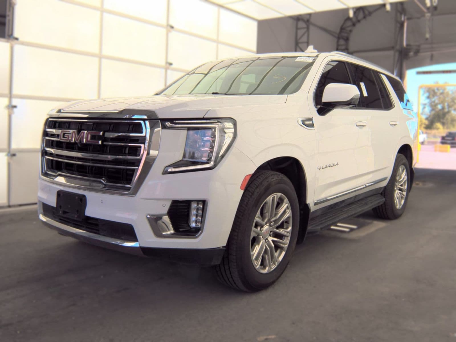 2021 GMC YUKON SLT