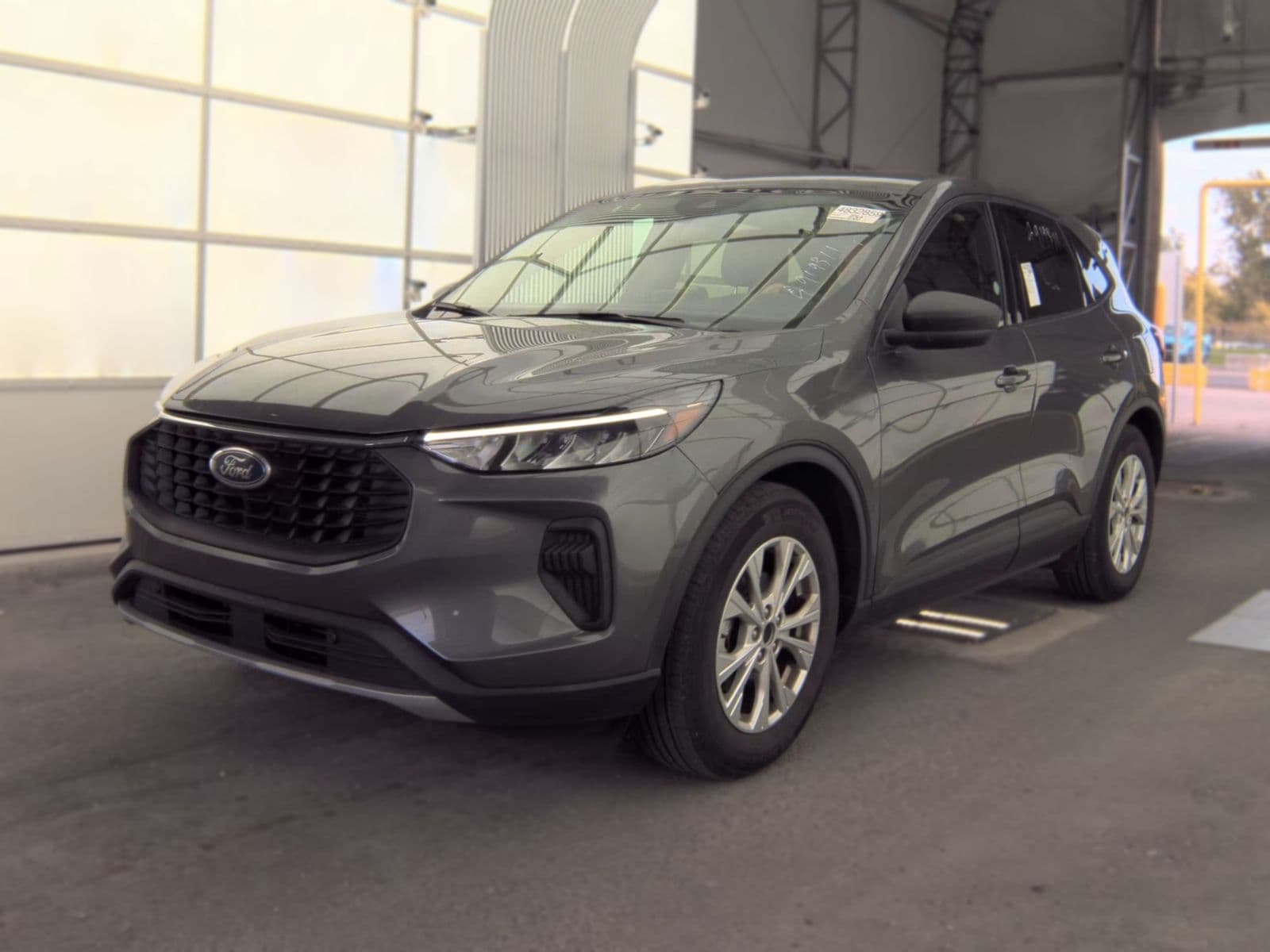 2025 FORD ESCAPE Active 1