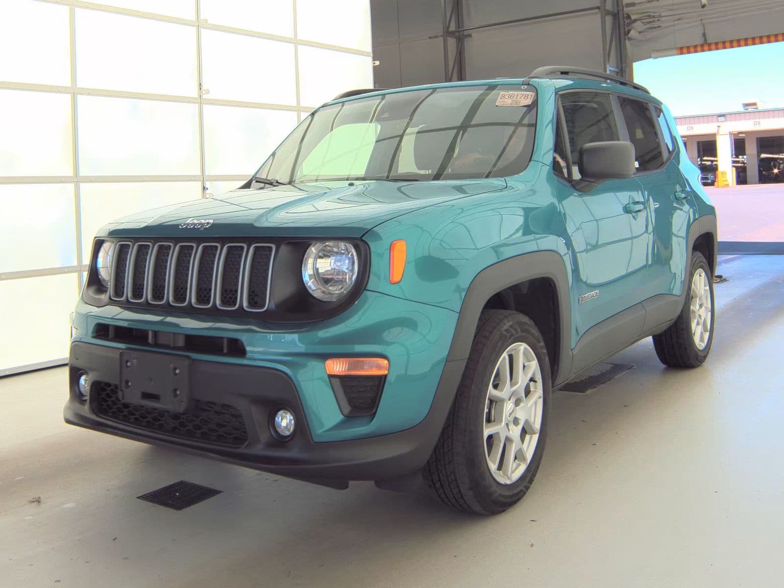 2022 JEEP RENEGADE Latitude
