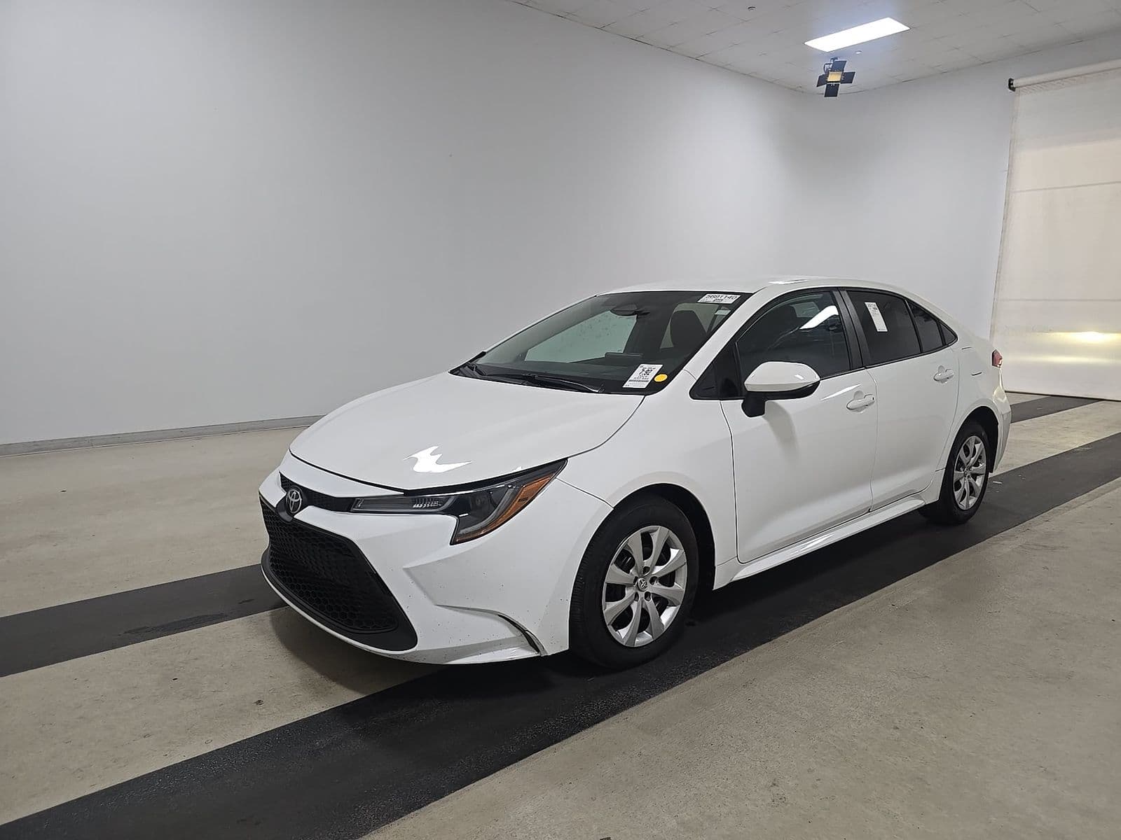2024 TOYOTA COROLLA LE 1
