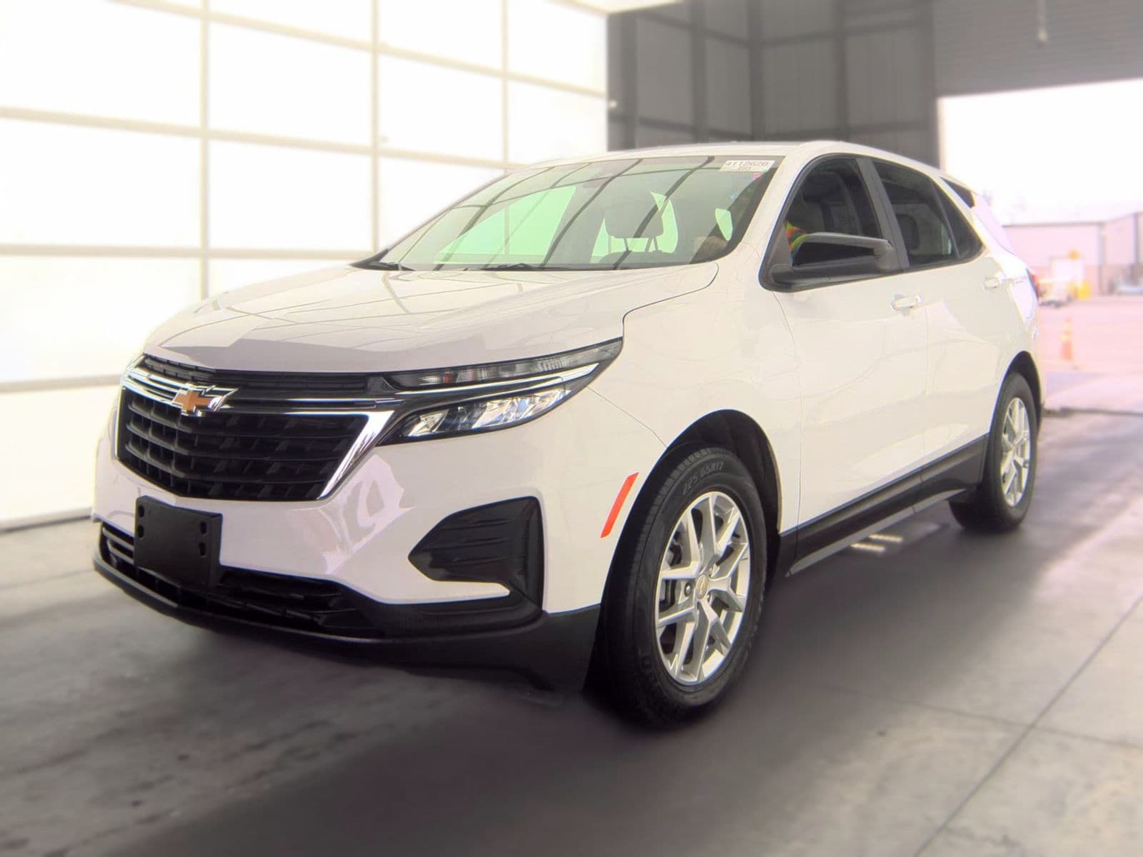 2024 CHEVROLET EQUINOX LS 1
