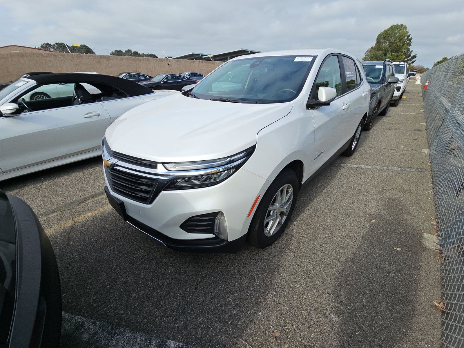 2024 CHEVROLET EQUINOX LT 1