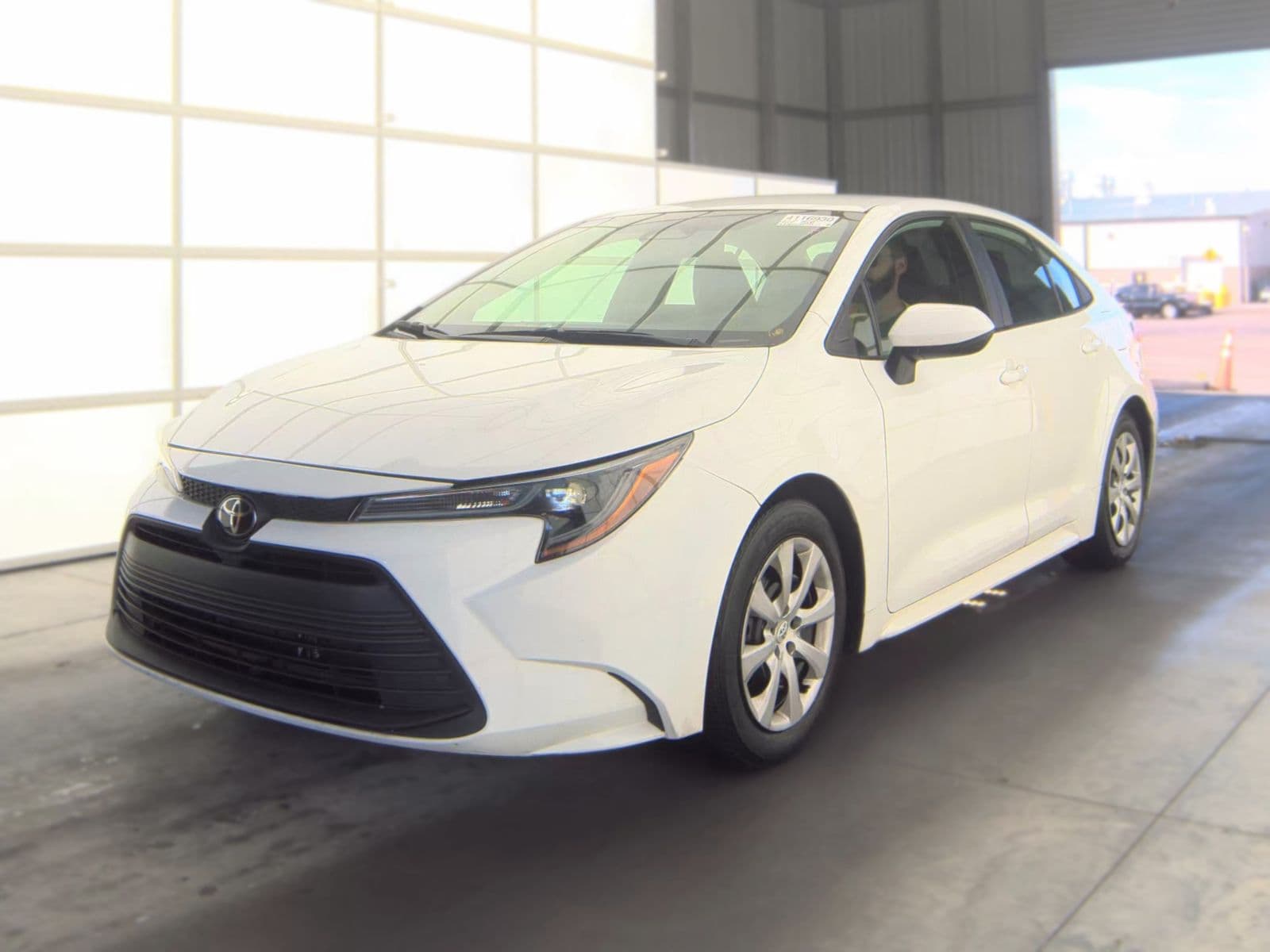 2024 TOYOTA COROLLA LE 1