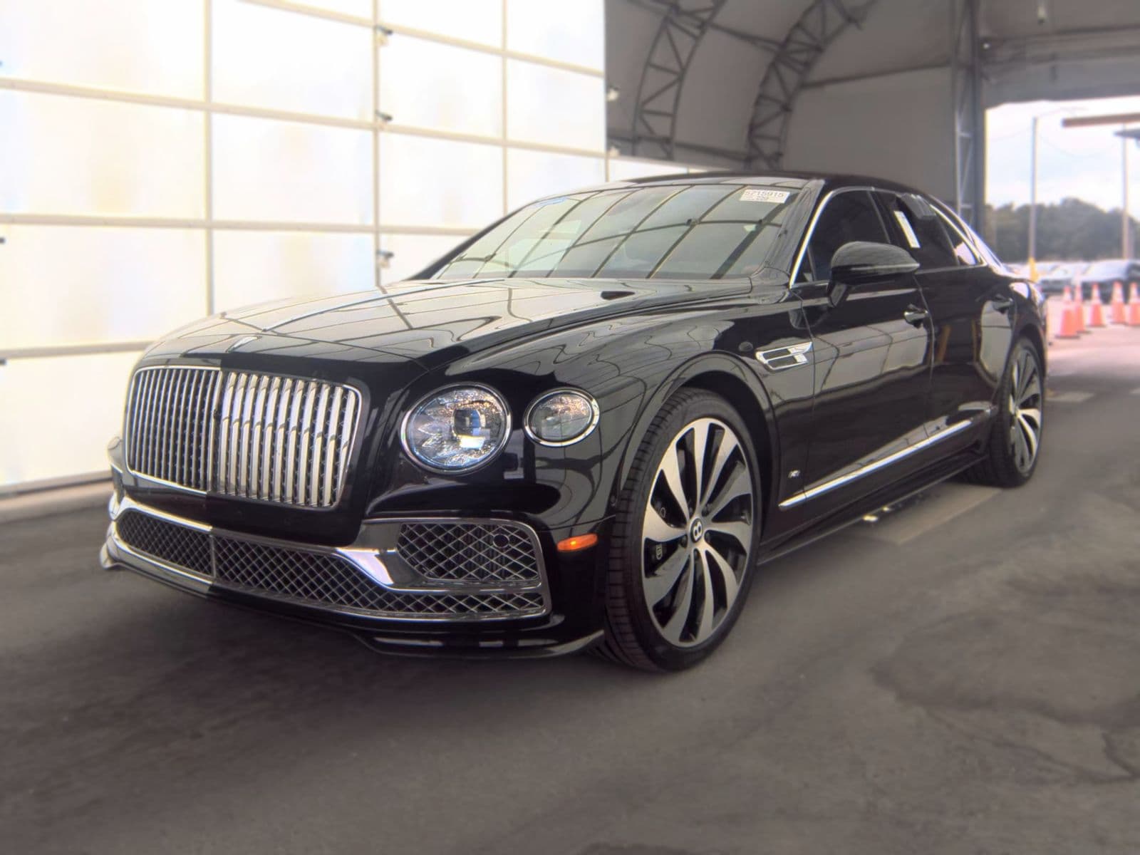 2022 BENTLEY FLYING SPUR V8