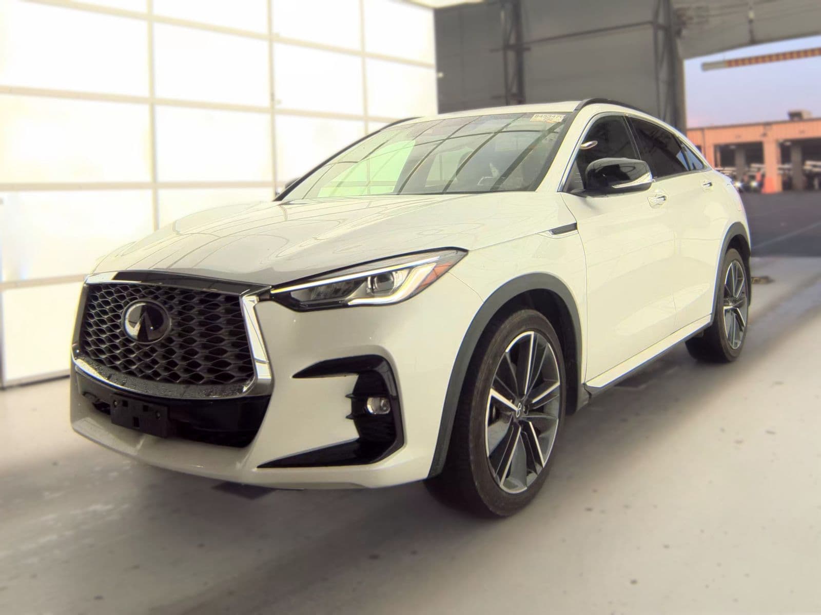 2023 INFINITI QX55 LUXE