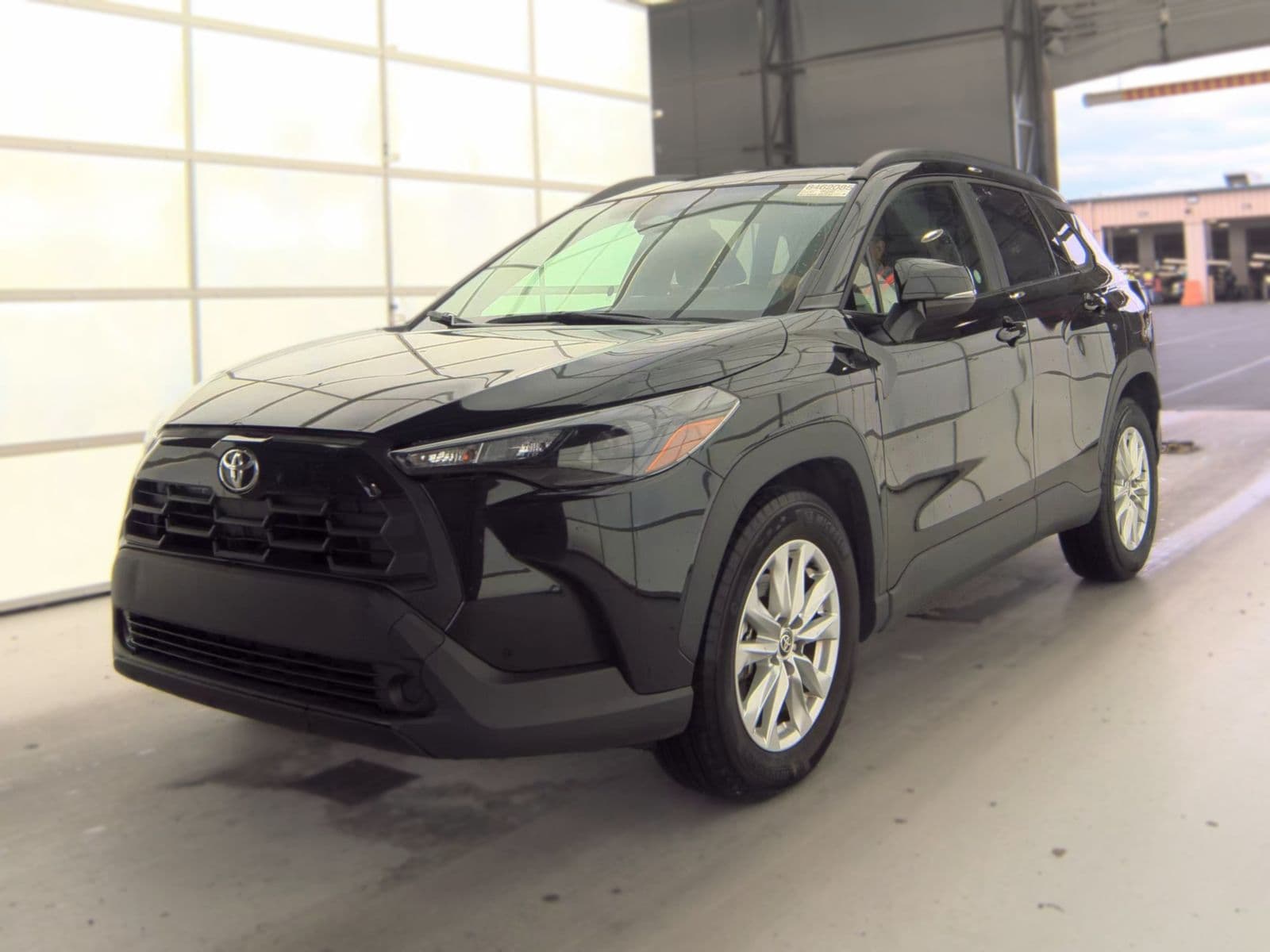 2026 TOYOTA COROLLA CROSS LE