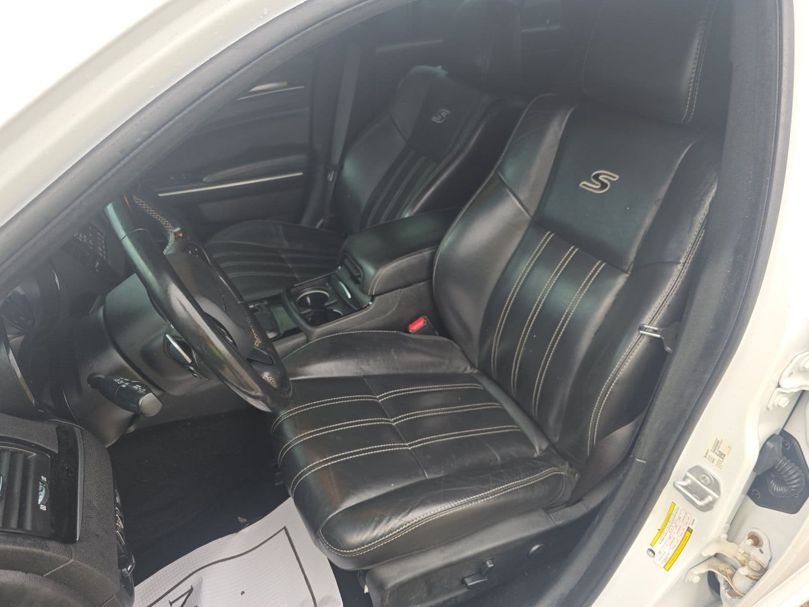 2019 CHRYSLER 300 S