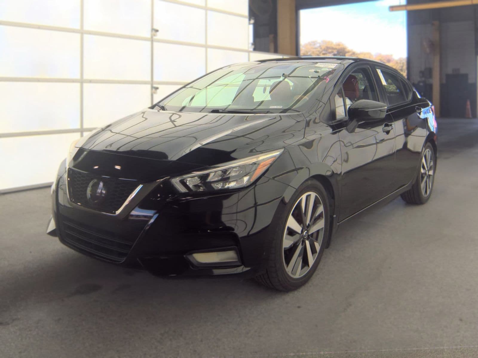 2020 NISSAN VERSA SR 1