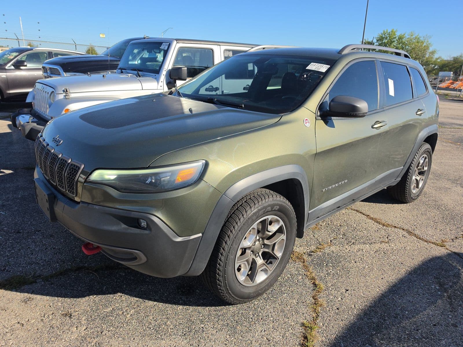 2019 JEEP CHEROKEE Trailhawk 1