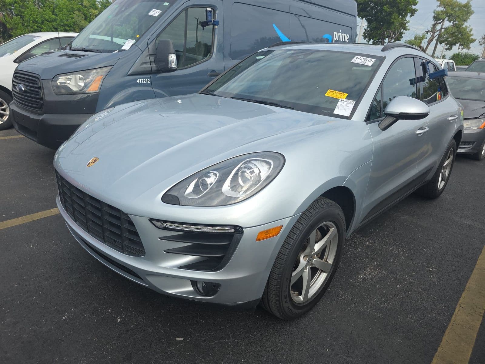 2018 PORSCHE MACAN Base