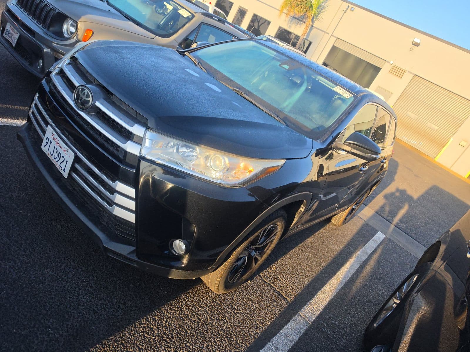 2019 TOYOTA HIGHLANDER LE Plus
