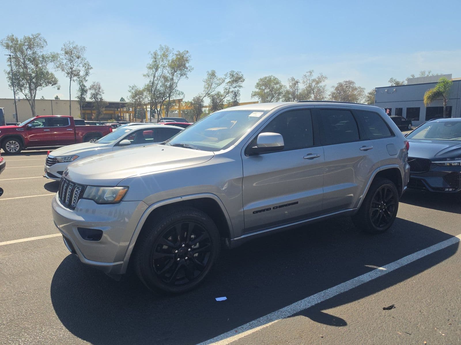 2018 JEEP GRAND CHEROKEE LAREDO ALTITUDE Edition