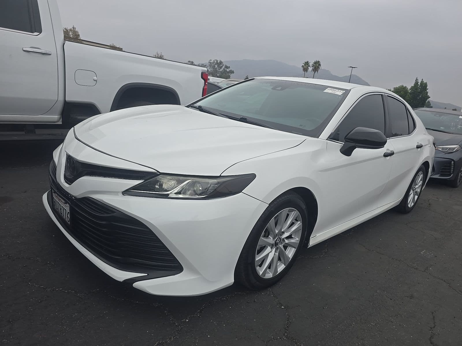 2018 TOYOTA CAMRY LE
