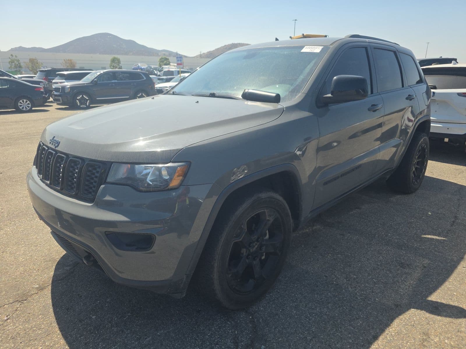 2020 JEEP GRAND CHEROKEE LAREDO UPLAND Edition